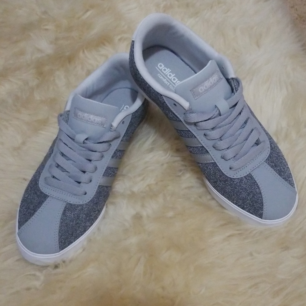 Adidas sneakers - Picture 1 of 5